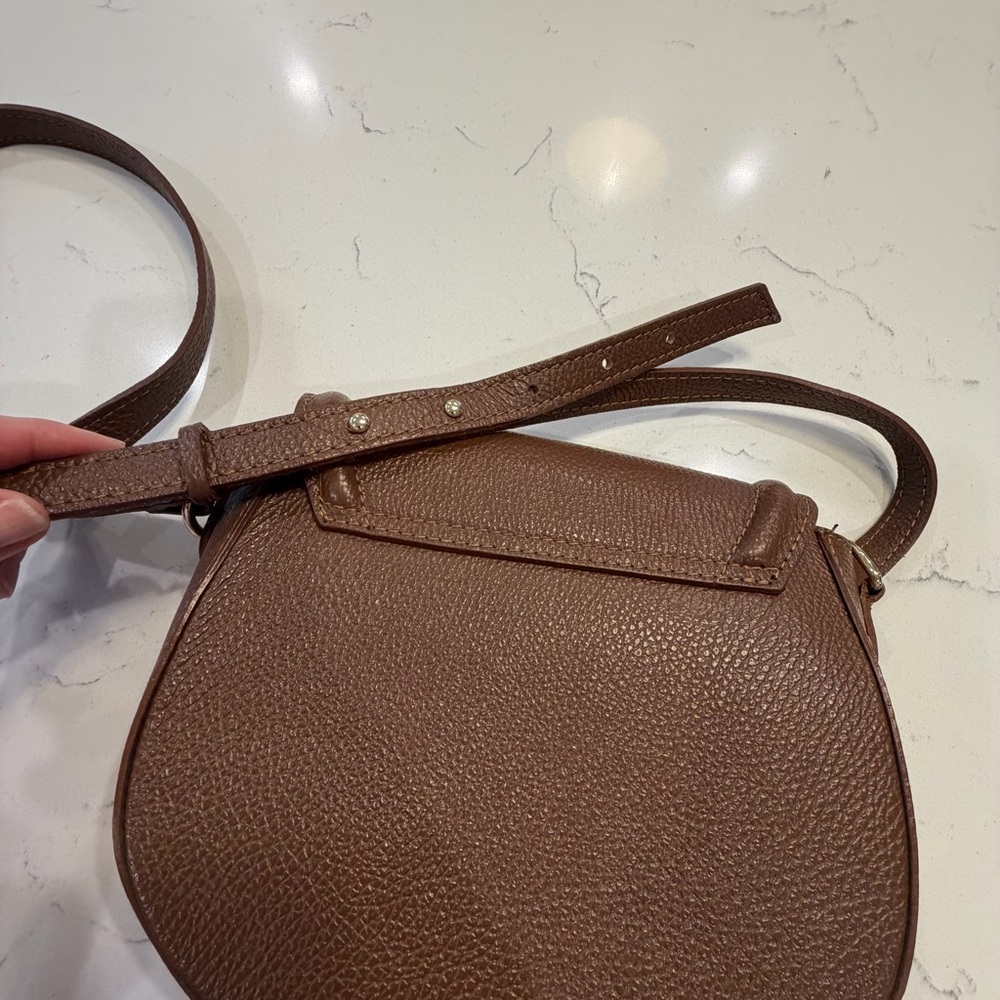Women’s Brown Leather Crossbody Bag with Gold Ring Accent Italian - Picture 6 of 10